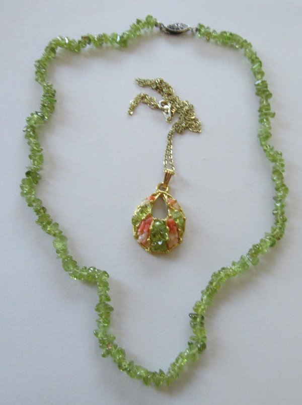Genuine Peridot Nugget Necklace Sterling Clasp Coral and Olivine Pendant Necklace 