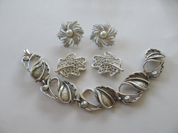 Vintage Jewelry Lot Sarah Coventry  Signed Jewelry