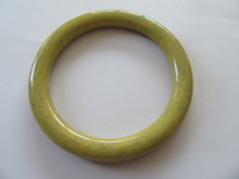 Vintage Bakelite Bangle Bracelet Avocado Yellow Swirl 