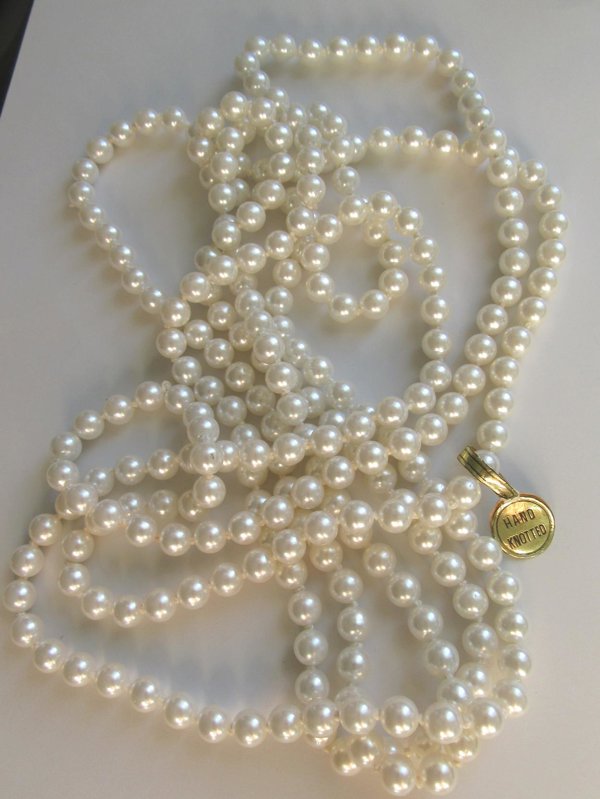 Vintage X Long Faux Pearl Necklace Never Worn