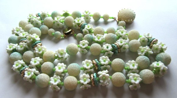 Vintage Sugar Flower Beads Lot Jewelry Making