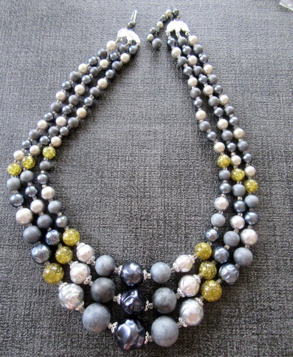 1950's Necklace Japan Faux Pearls Vintage Jewelry
