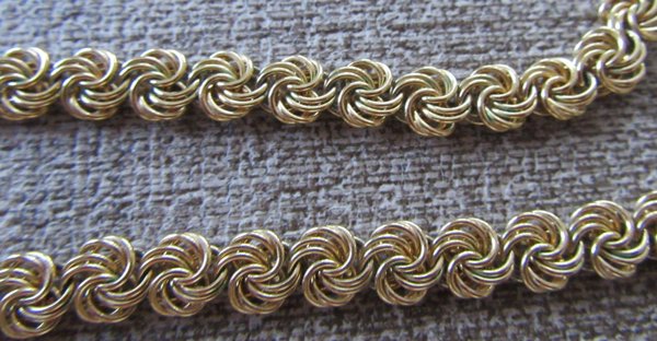 Vintage Gold Tone Chain Necklace Pinwheel Link