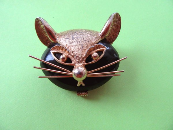 Vintage Unsigned Black Lucite Cat Head Pin DeNicola? Pauline Raider? Figural Costume Jewelry