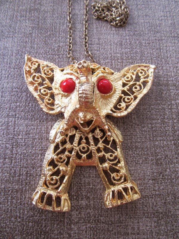 Vintage Articulated Elephant Necklace Unsigned Juliana ?  Delizza and Elster? 