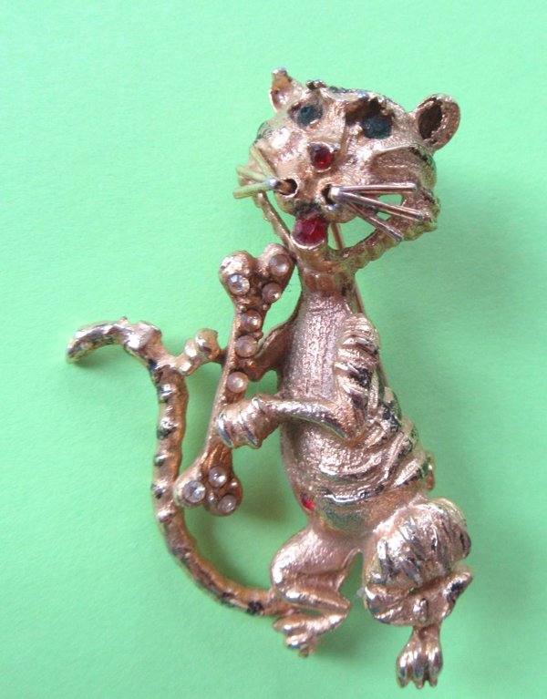 Vintage Hobco 66 House of Borvani Tiger Pin Signed Jewelry