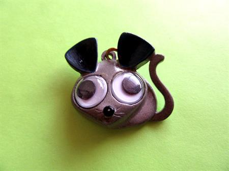 Vintage Google Eyes Mouse Pendant Anthropomorphic Figural Costume Jewelry