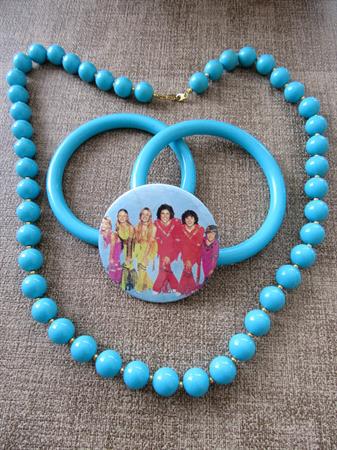 Vintage Groovy Aqua Jewelry Lot and Brady Bunch Button  Blue Beads and Bangles Costume Accessories