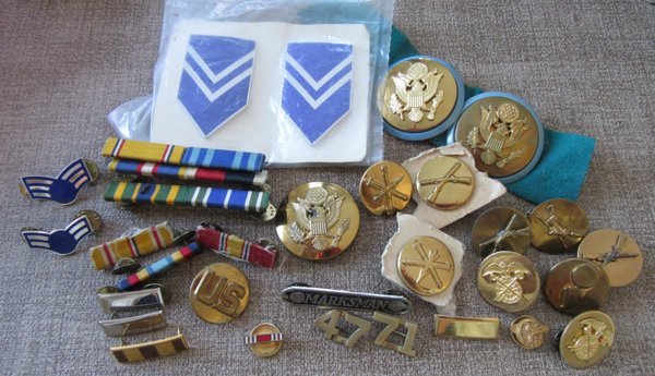 Vintage US Army Pins Badges Lot Airforce ROTC Militaria 