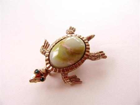 Vintage Tortoise Pin Green Onyx Genuine Stone Turtle Figural Costume Jewelry