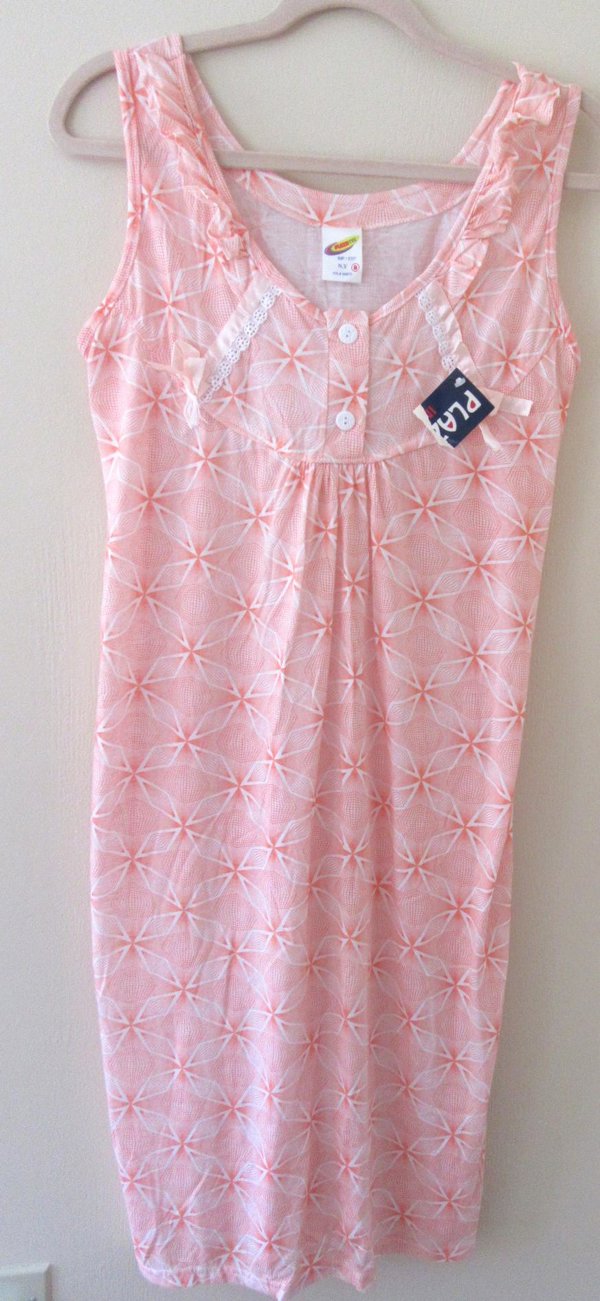 Ladies Vintage Nightgown Never Worn Original Tag