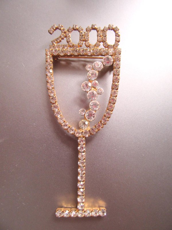 Rhinestone Champagne Pin 2000 Millenial Y2k 