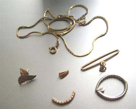 14k Gold Scrap Lot 8.7 Grams Diamonds And Rubies? Jewelry Making