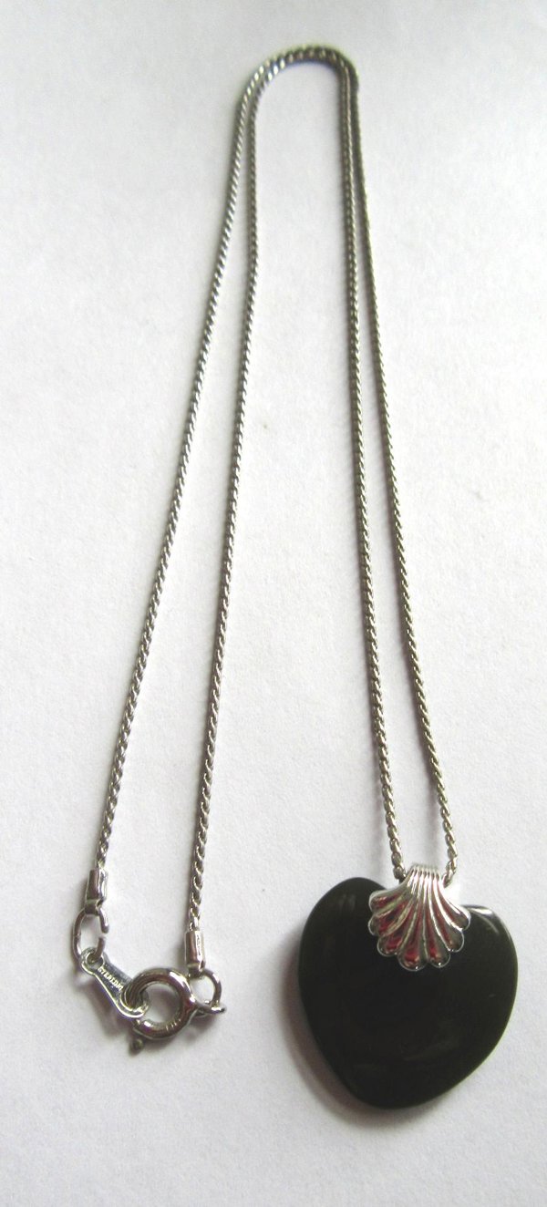 Vintage Avon Sterling Silver Onyx Heart Necklace Fine Jewelry