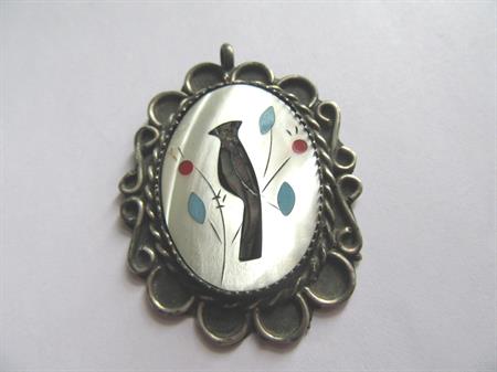 Vintage Zuni? Mother of Pearl Inlay Bird Pendant Bear Paw Hallmark 10 Grams
