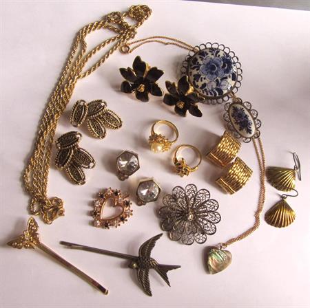 Vintage Jewelry Lot Sarah Coventry Earrings Blue Delft Pins  Heart Pendant Chain Abalone Heart Necklace