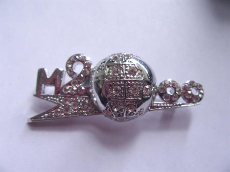 Millenium Rhinestone Pin 2000 Y2K Collectibles 