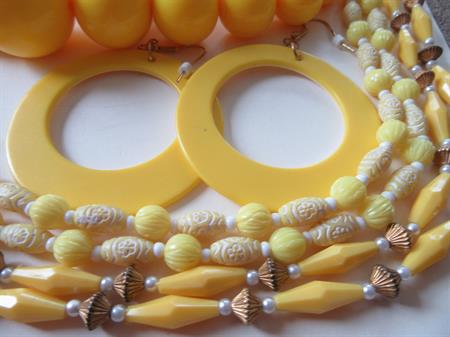 Vintage Mod Yellow Jewelry Lot 