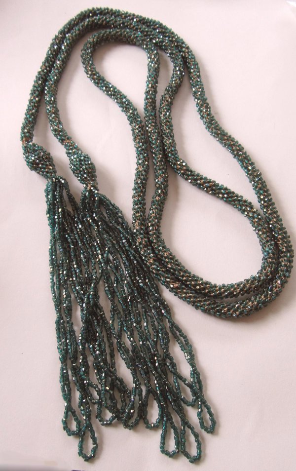 1920's Glass Lariat Tassel Necklace Flapper Gatsby