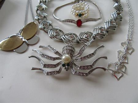 Vintage and Up Jewelry Lot