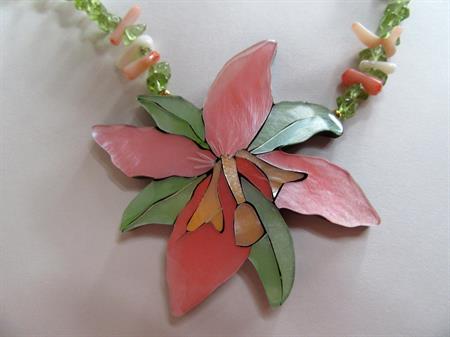 Vintage Lee Sands Necklace Mother of Pearl Pearls Gemstone Beads 