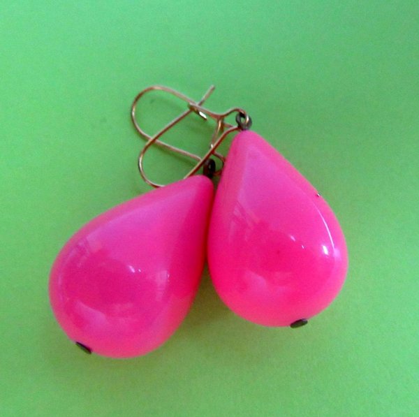 Mod 1960's Pink Lucite Pierced Earrings Vintage Jewelry