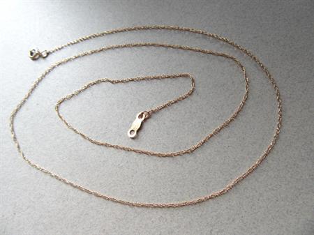 14k Gold Fine Chain Has Two Knots 0.5 Grams Fine Jewelry