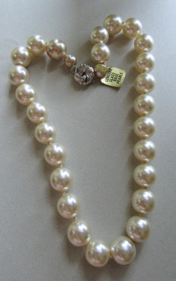 Vintage Glass Pearl Necklace Original Tag Never Worn