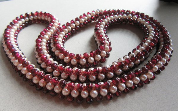 Vintage Garnet Rope Necklace Faux Pearls Pyrope
