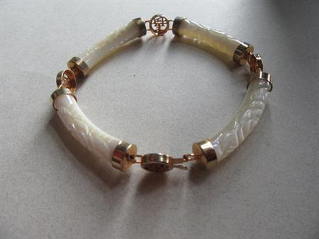 Vintage Carved Mother Of Pearl Bracelet Asian Design 