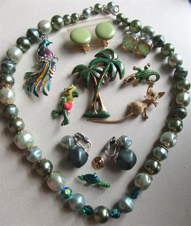 Vintage Green Jewelry Lot Pins Earrings Necklace Palm Tree Pin Frog JJ Turtle