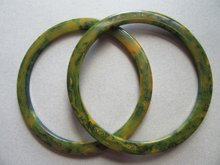 Vintage Bakelite Bangle Set Avocado  Butter 