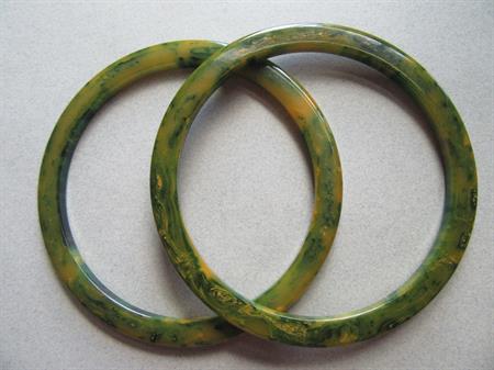 Vintage Bakelite Bangle Set GORGEOUS Swirls! Butter Avocado Swirl 