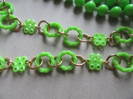 Mod Green Necklaces Black Light Glow! 1960's Vintage Jewelry