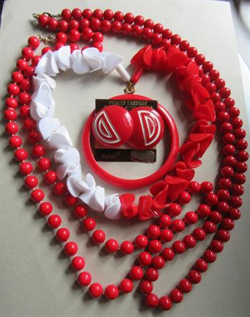 Vintage Red and White Jewelry Lot Cool Plastic Ruffle Necklace Never Worn Earrings Lucite Bangle Bracelet