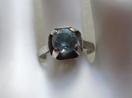 Vintage Sterling Silver Ring With Blue Stone Aquamarine? Size 6 3/4