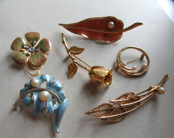 Vintage Pin Lot Rose Florals Brooches