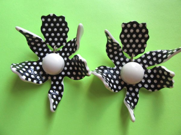 1980's Lucite Earrings Vintage Jewelry