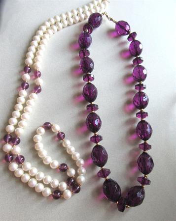 Vintage Purple Faceted Lucite Necklace and Faux Pearls With Amethyst Glass Beads