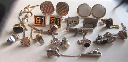 Vintage Cufflinks and  Tie Tac Lot Jerry Tie Bar and Matching Cuff Links Men's Jewelry Shirt and Tie Accessories
