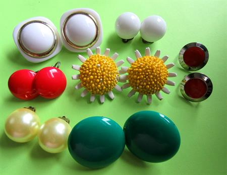 Vintage Clip Earrings Lot Daisy Mod 1960's Accessories