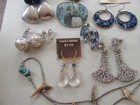 Vintage Jewelry Lot Rhinestone Earrings Necklace Pin