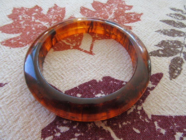 Vintage Bakelite Bangle Bracelet Ices Tea 