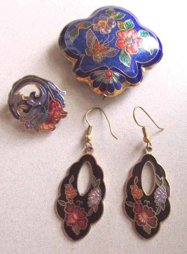 Vintage Cloisonné Pierced Earrings Plus Bonus Pieces 