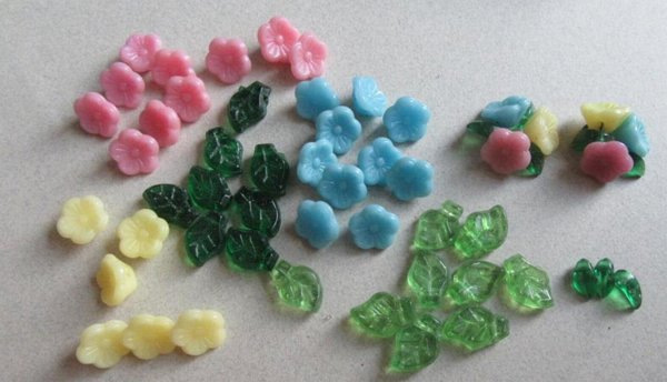 Vintage Glass Flower Leaf Beads Lot Jewelry Making 
