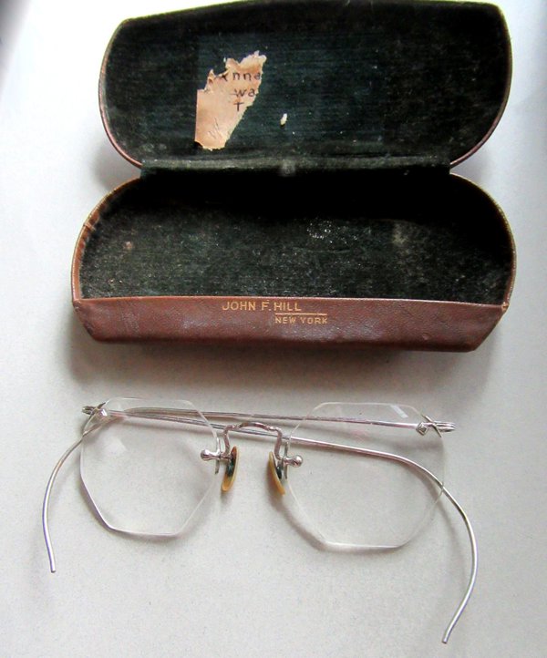 Antique 12K Gold Filled Rimless Eye Glasses 