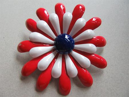 Mod 1960's Red White And Blue Enameled Flower Pin Vintage Costume Jewelry