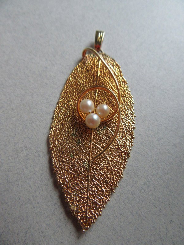 Vintage Cultured Pearl Real Leaf Pendant Original Box 