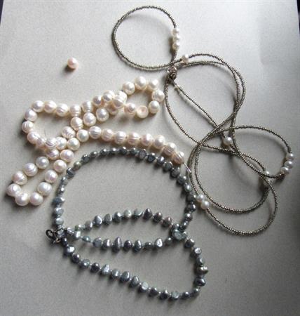 Genuine Pearls Lot Including Two Sterling Lobster Claw Clasps Destash Jewelry Making