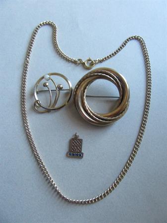 Vintage Gold Filled Jewelry Lot Pins Winard And Stop and Shop Grocery Store Employee Pendant